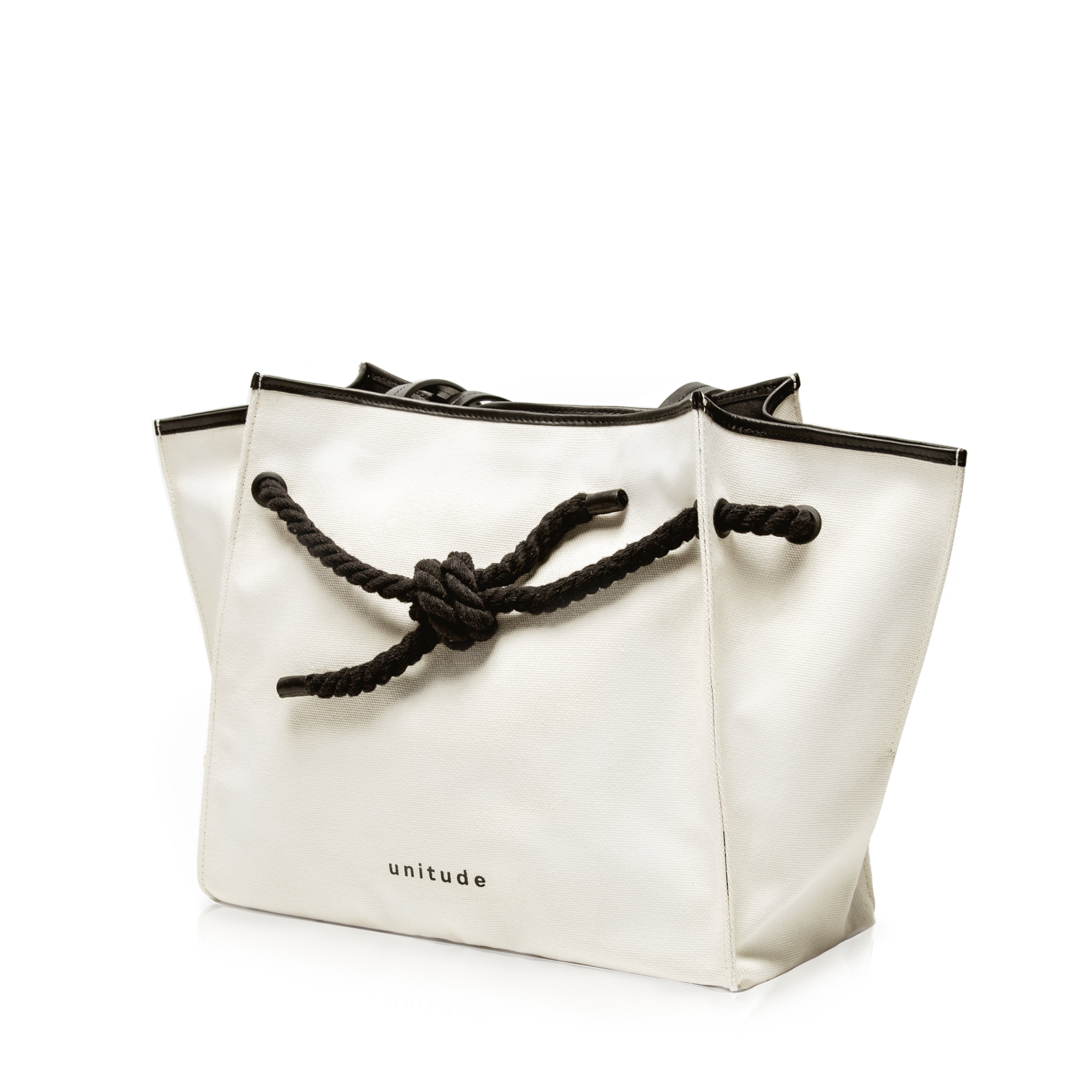 Unitude - Bambi Crossbody Bag - Cream 🦌🦌🦌 📷@enrrs ht.ly/riHI30oJ3qy